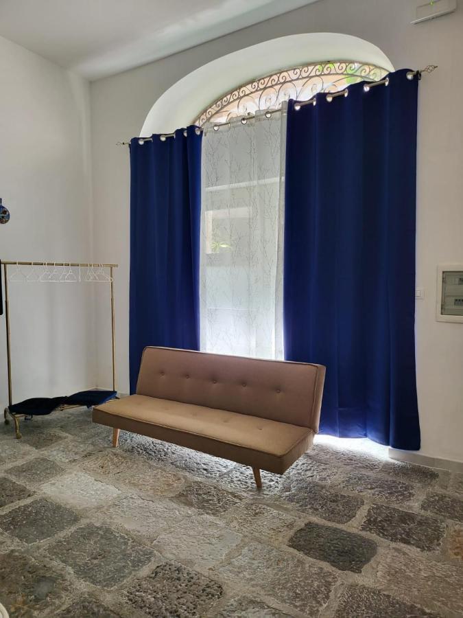 San Basilio Apartment *